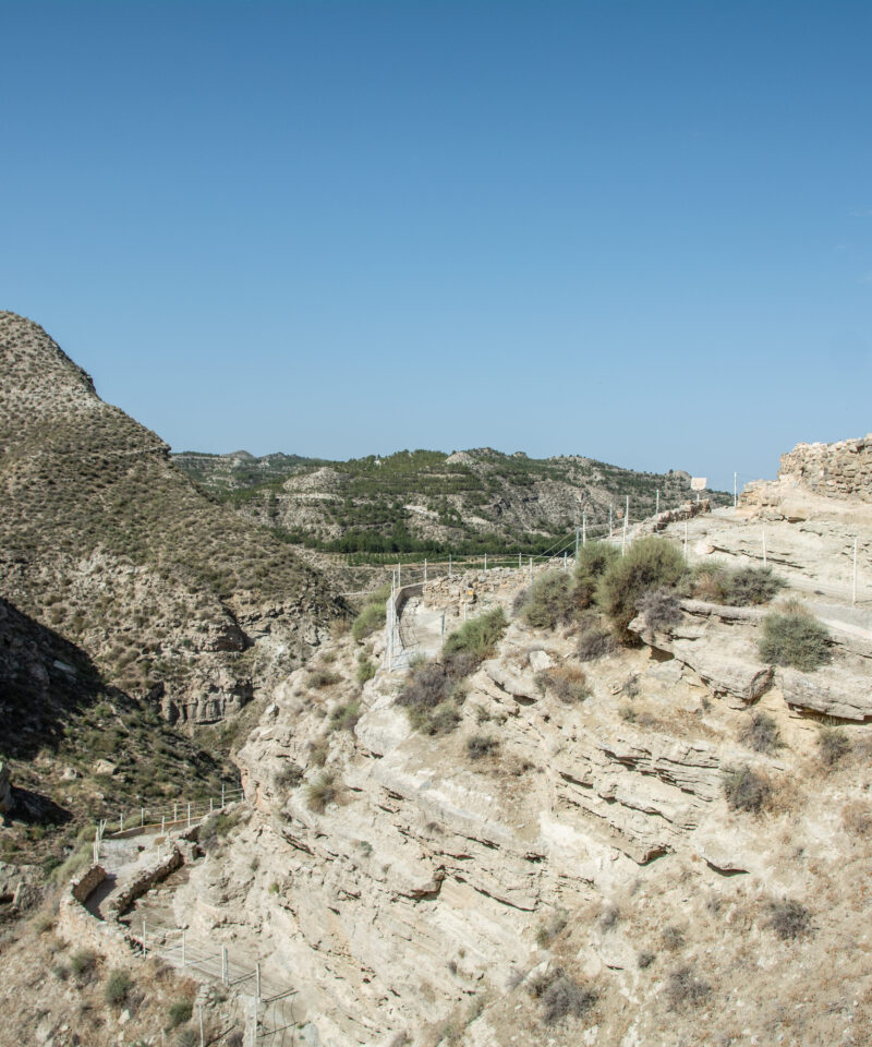 Vistas del Yacimiento del Castellón Alto de Galera y montañas cercanas
