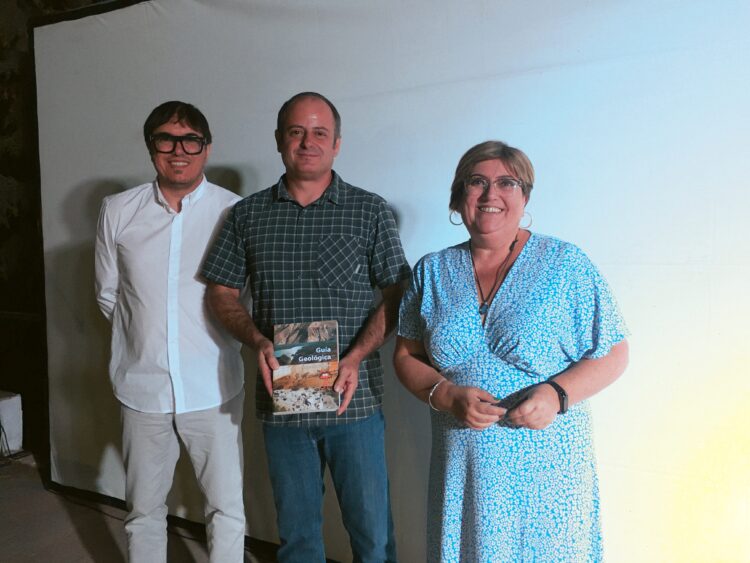 Jose Manuel Guillen Fran G Tortosa Y Ana Munoz Arquelladas 02 750x563