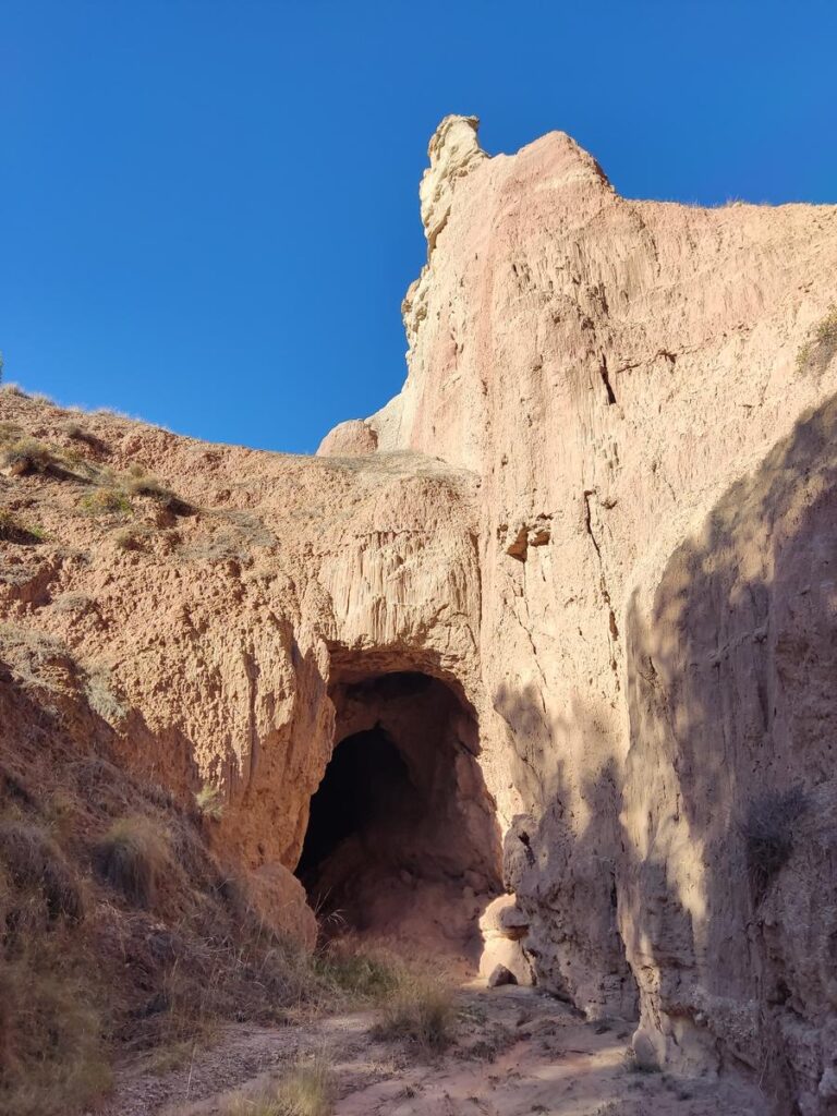 Cueva en la Rambla de Doblas